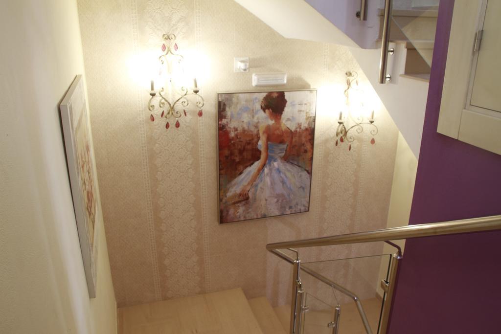 Отель Hostal Flor De Lis- Lojo Кониль-де-ла-Фронтера Экстерьер фото